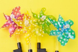 Molinete giratorio broche luminoso decorativo (1).jpg